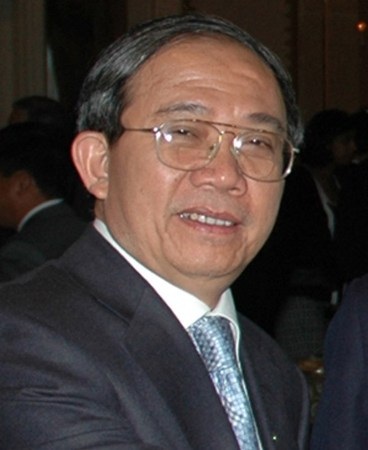 Phong phó giáo sư, giáo sư: Trẻ hóa, già hóa song hành - 2 GS.TSKH Trần Văn Nhung.