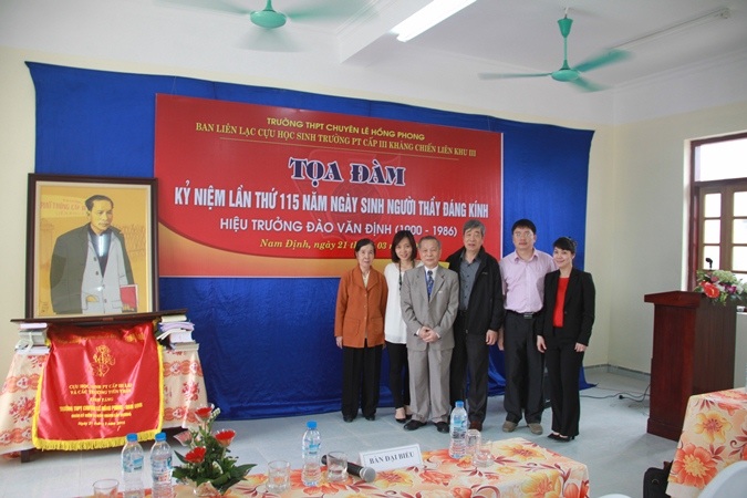 Nhà giáo Đào Văn Định – người thầy của những nhân cách lớn - 5 Giáo viên Trường Lê Hồng Phong (1959-1960)