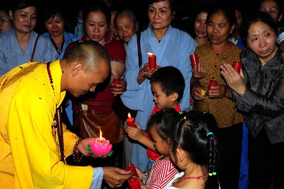 Tây Thiên lung linh đêm hội Hoa đăng - 7 Hồng Hạnh