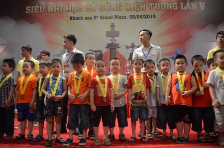 Hơn 1000 kỳ thủ “nhí” tranh cúp “Siêu nhí Học Cờ Cùng Kiện Tướng”