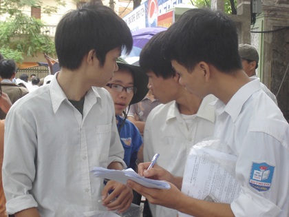 Đề thi THPT Quốc gia 2015: Đạt 5 điểm không dễ! - 1 Kỳ thi 2015, thí sinh phải ôn luyện nắm chắc kiến thức tránh học vẹt, học tủ