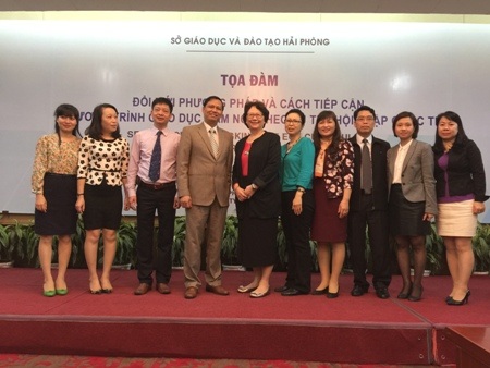 Đại biểu tham dự buổi tọa đàm