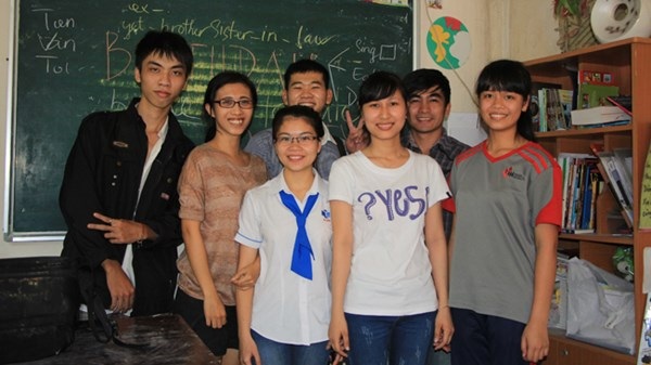 Học ngoại ngữ nơi cửa Phật - 2 Học ngoại ngữ nơi cửa Phật