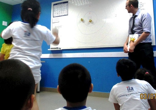 Thiết kế mùa hè lý tưởng cho con – không khó! - 4 Hãy biến những ngày hè
của con bạn thành những ngày nắng ngập tràn niềm vui