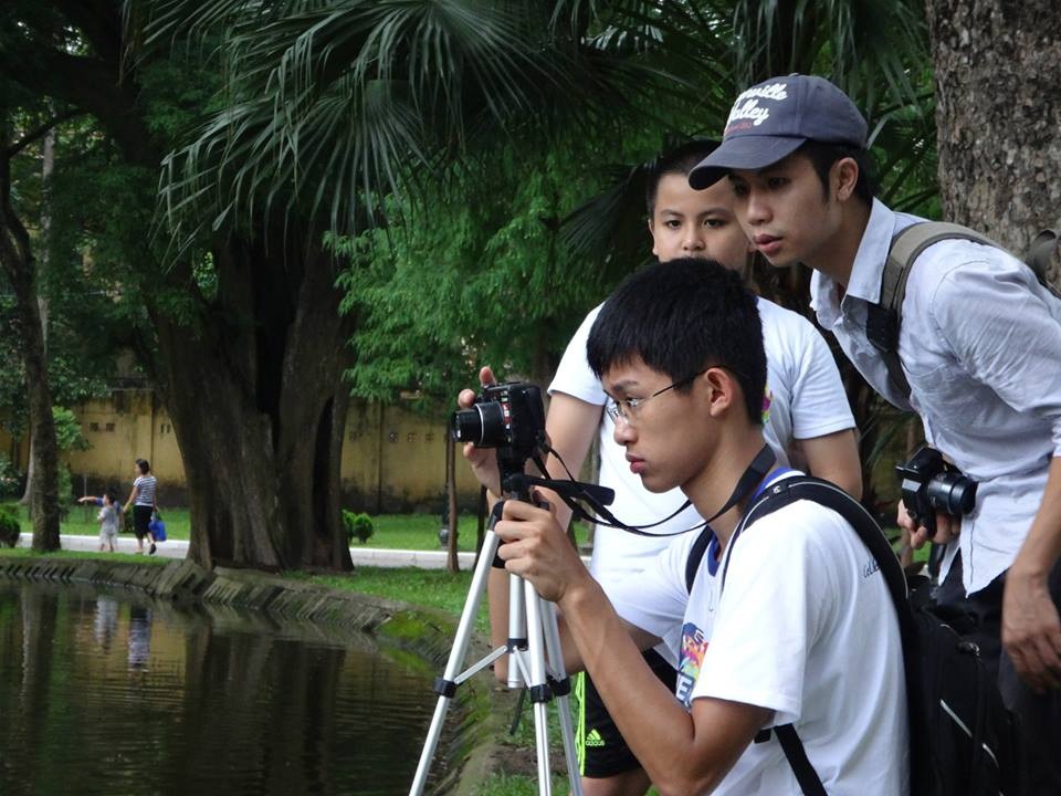 Thiết kế mùa hè lý tưởng cho con – không khó! - 10 Các em say mê luyện tập cùng những điệu nhảy sôi động và thể hiện
hết mình trên sân khấu