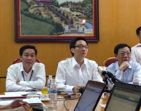 Phó Thủ tướng Vũ Đức Đam thị sát điểm thi - 8 Phó Thủ tướng làm việc với Ban chỉ đạo thi TP.Hà Nội
