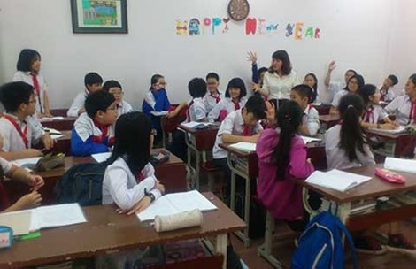 Với học sinh tiểu học, dùng những từ lớp trưởng, lớp phó là hợp lý, gần gũi. Ảnh: HUY HÀ