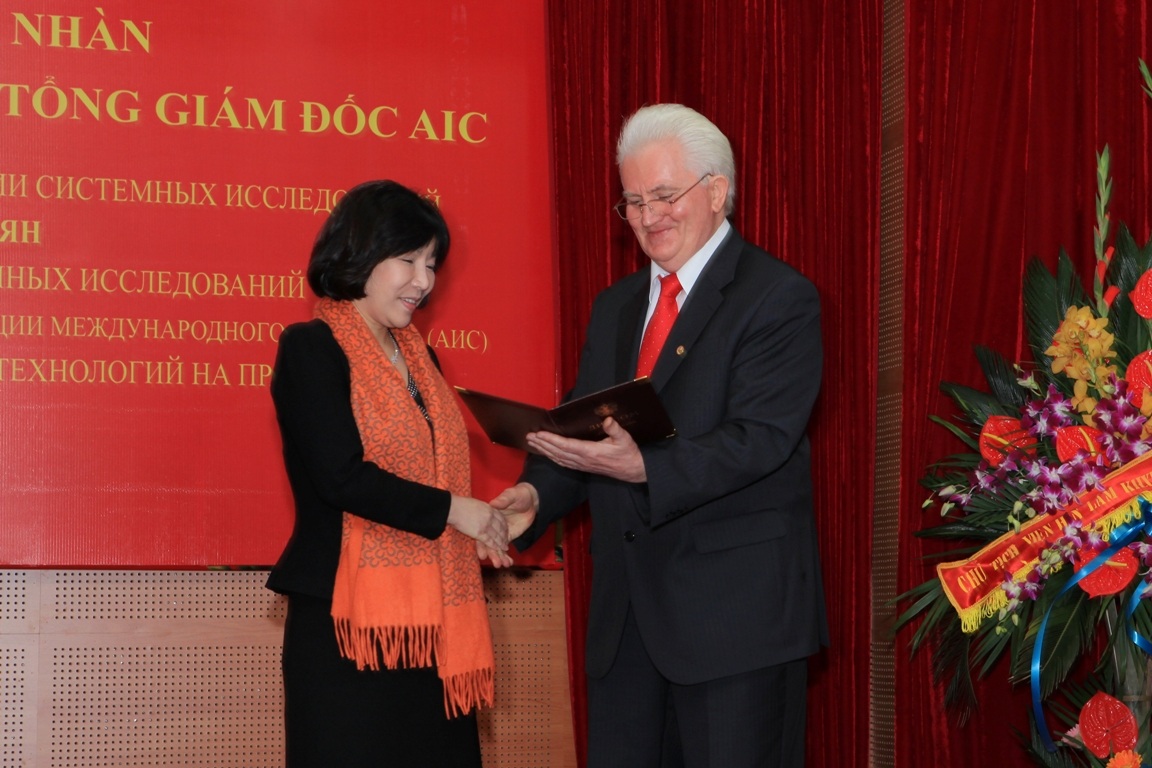 Nữ Viện sĩ Việt Nam đầu tiên nhận danh hiệu IASS và ngôi sao Vernadski - 1 Nữ Viện sĩ Việt Nam đầu tiên nhận giải thưởng IASS và ngôi sao Vernadski