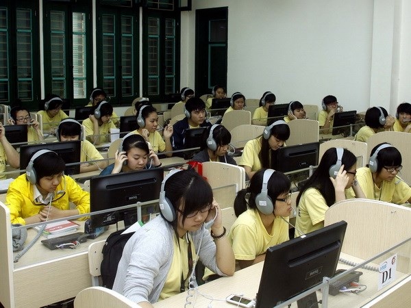 Công nghệ thông tin và đổi mới, phát triển giáo dục - 1 Công nghệ thông tin và đổi mới, phát triển giáo dục