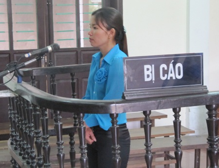 Y án 20 năm tù cho "kẻ lừa đảo xinh đẹp" - 1 Y án 20 năm tù cho "kẻ lừa đảo xinh đẹp" - 1