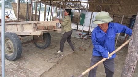 Miền Trung hối hả chạy bão - 6