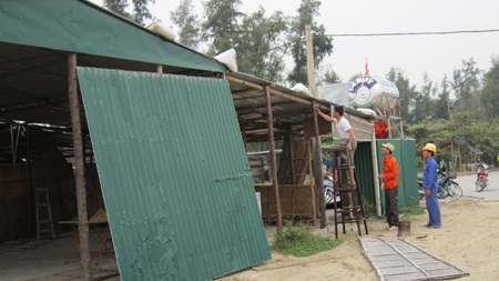 Miền Trung hối hả chạy bão - 7