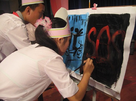 Nghệ An: Chung kết hội thi Tìm hiểu ATGT cấp THCS  - 2