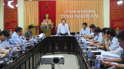 Họp khẩn đối phó với bão số 4 - 1