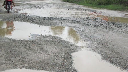 Con đường đau khổ trong lòng thành phố  - 11