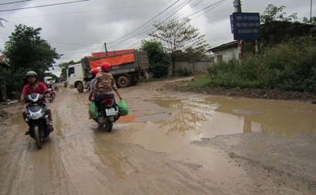 Con đường đau khổ trong lòng thành phố  - 2