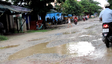 Con đường đau khổ trong lòng thành phố  - 9