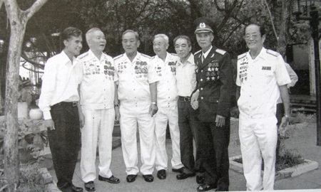 Những chuyến hàng ngược xuôi con đường Hồ Chí Minh trên biển  - 15