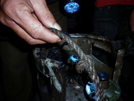 Tàu đánh cá vừa hạ thủy bốc cháy dữ dội - 3