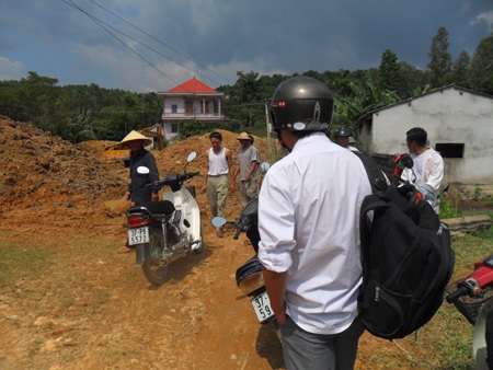 Ly kỳ chuyện xới tung vườn tìm “kho báu” vì... một giấc mơ - 2