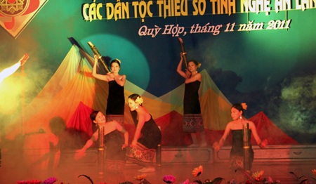 Giao lưu văn hoá các dân tộc thiểu số tỉnh Nghệ An lần thứ 2 - 9