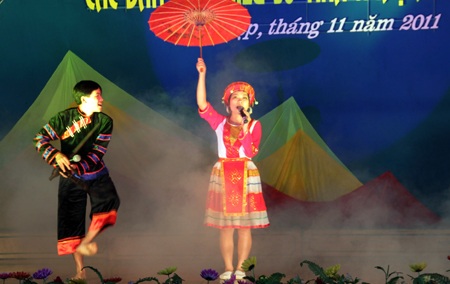 Giao lưu văn hoá các dân tộc thiểu số tỉnh Nghệ An lần thứ 2 - 8