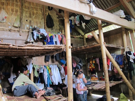 Xuống cấp ký túc xá vùng biên  - 6