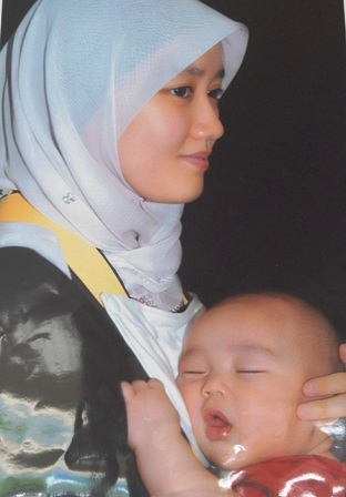 Tác phẩm Mẫu tử của Bùi Quang Thanh (Hà Tĩnh)