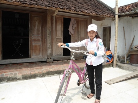 Cô học trò nhỏ muốn trỏe thành phiên dịch viên trên quê Bác