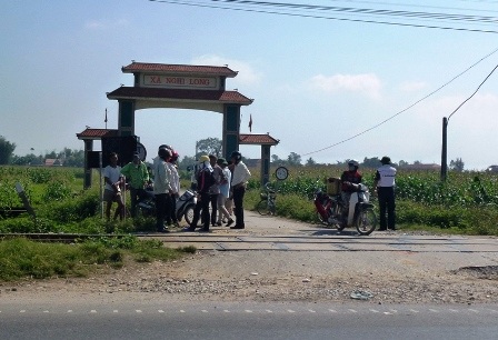 Hiện trường vụ tai nạn khiến 1 nam thanh niên nguy kịch