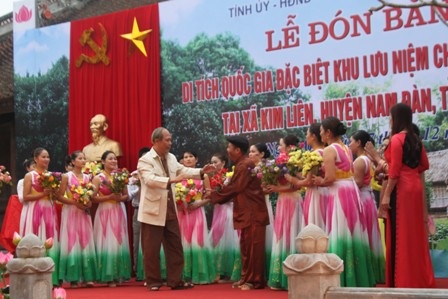 Hoạt cảnh tái hiện lại giây phút Bác Hồ về thăm quê hương cách đây 61 năm