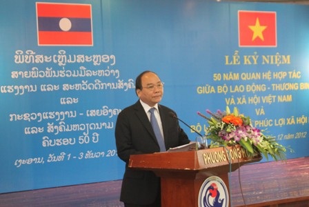 Xây dựng mối quan hệ Hữu nghị Việt - Lào bền vững, phát triển toàn diện