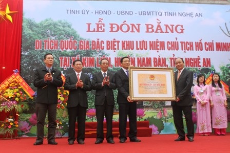 Hoạt cảnh tái hiện lại giây phút Bác Hồ về thăm quê hương cách đây 61 năm