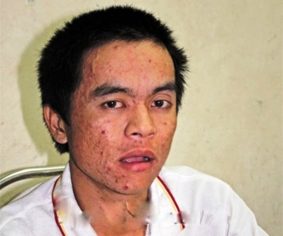 Cảnh sát cơ động truy bắt 9X tàng trữ vũ khí “nóng” - 1 Đối tượng Nghĩa tại cơ quan công an (Ảnh: Báo Nghệ An)