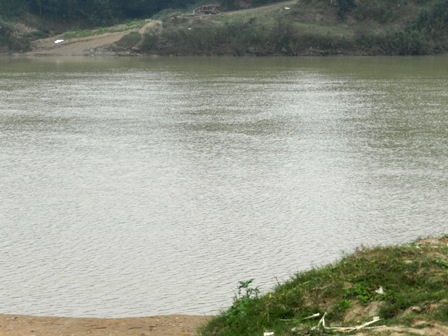 Khúc sông nơi xảy ra vụ đuối nước thương tâm