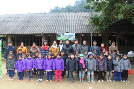 Bộ đồng phục mới của các em học sinh trường tiểu học Diên Lãm