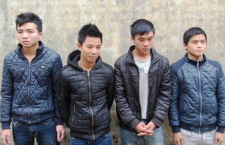 Các đối tượng trộm cắp xe máy bị cơ quan công an huyện Hưng Nguyên bắt giữ