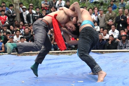 Cường dũng và sắc sảo trong từng miếng vật