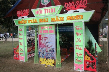 Hội trại thanh niên được trang trí cầu kỳ