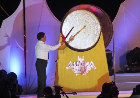 Cửa Lò phấn đấu đón 2,1 triệu lượt khách du lịch trong năm 2013