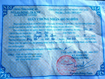 Giấy chứng nhận hộ nghèo của gia đình chị Loan