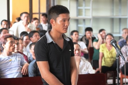 Bị cáo Lưu Bình Định trước vành móng ngựa