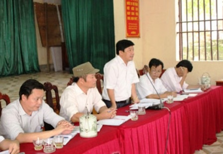 53 học sinh chưa đến trường, Phòng Giáo dục “nóng ruột” - 3 UBND huyện Đô Lương tổ chức đối thoại với các phụ huynh để đưa học sinh đến trường.