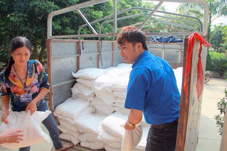 Bạn đọc báo Dân trí tại Hàn Quốc quyên góp ủng hộ bà con “rốn lũ” Hoàng Mai - 5 Các thiết bị máy móc hư hỏng hoàn toàn...