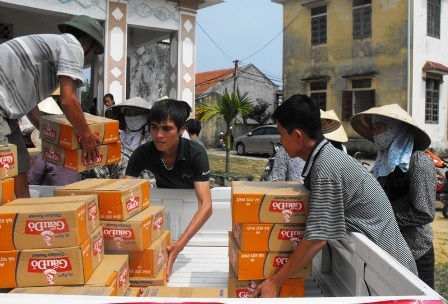 Những chuyến hàng cứu trợ ấm tình nghĩa