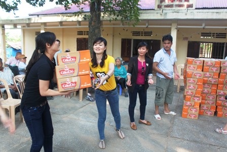 Những chuyến hàng cứu trợ ấm tình nghĩa