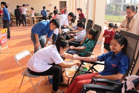  “Mỗi giọt máu cho đi - một cuộc đời ở lại”