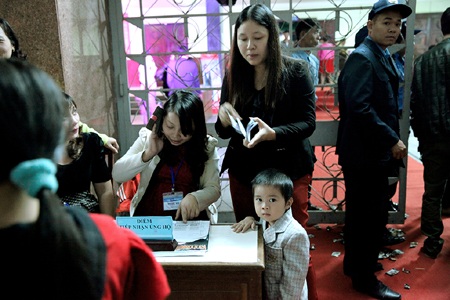 Giữa Mạc Tư khoa nghe câu hò