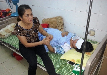 Gia đình sản phụ Thùy bàng hoàng trước sự việc thai nhi tử vong trong bụng mẹ khi chờ sinh