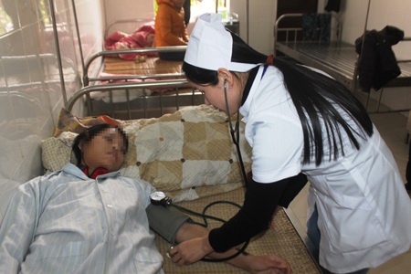 Bệnh nhân điều trị tại bệnh viện tâm thần Nghệ An (Ảnh: Doãn Hòa)